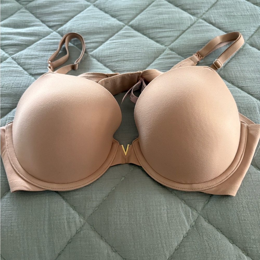 Nude bra